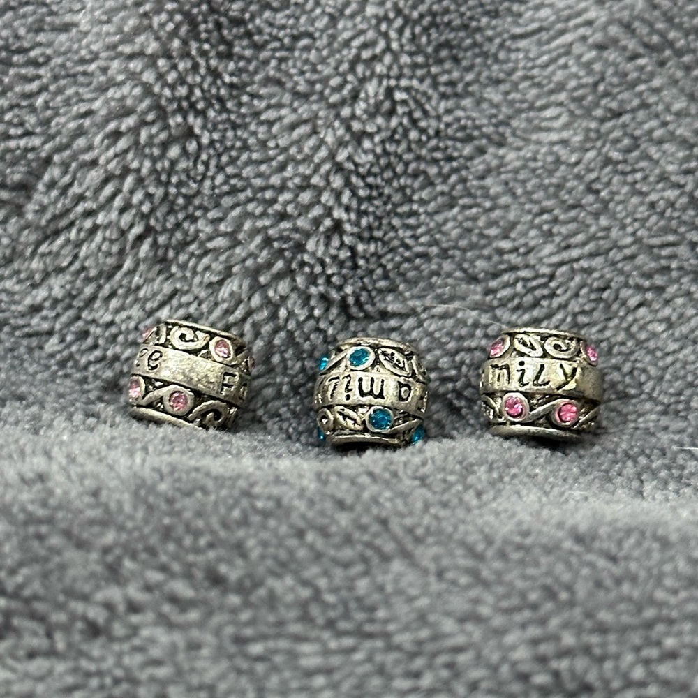FAMILY TREE Beads fit into pendora bracelets